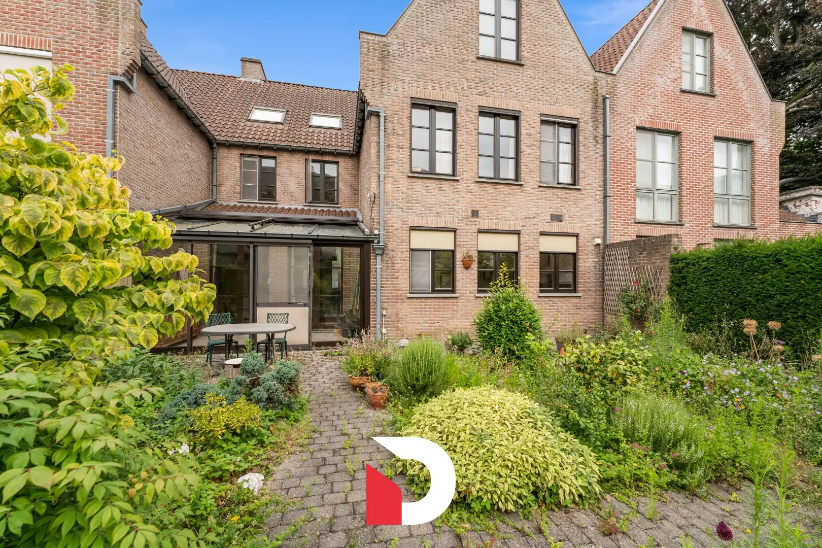Riante burgerwoning met stadstuin nabij Langerei centrum Brugge foto 9
