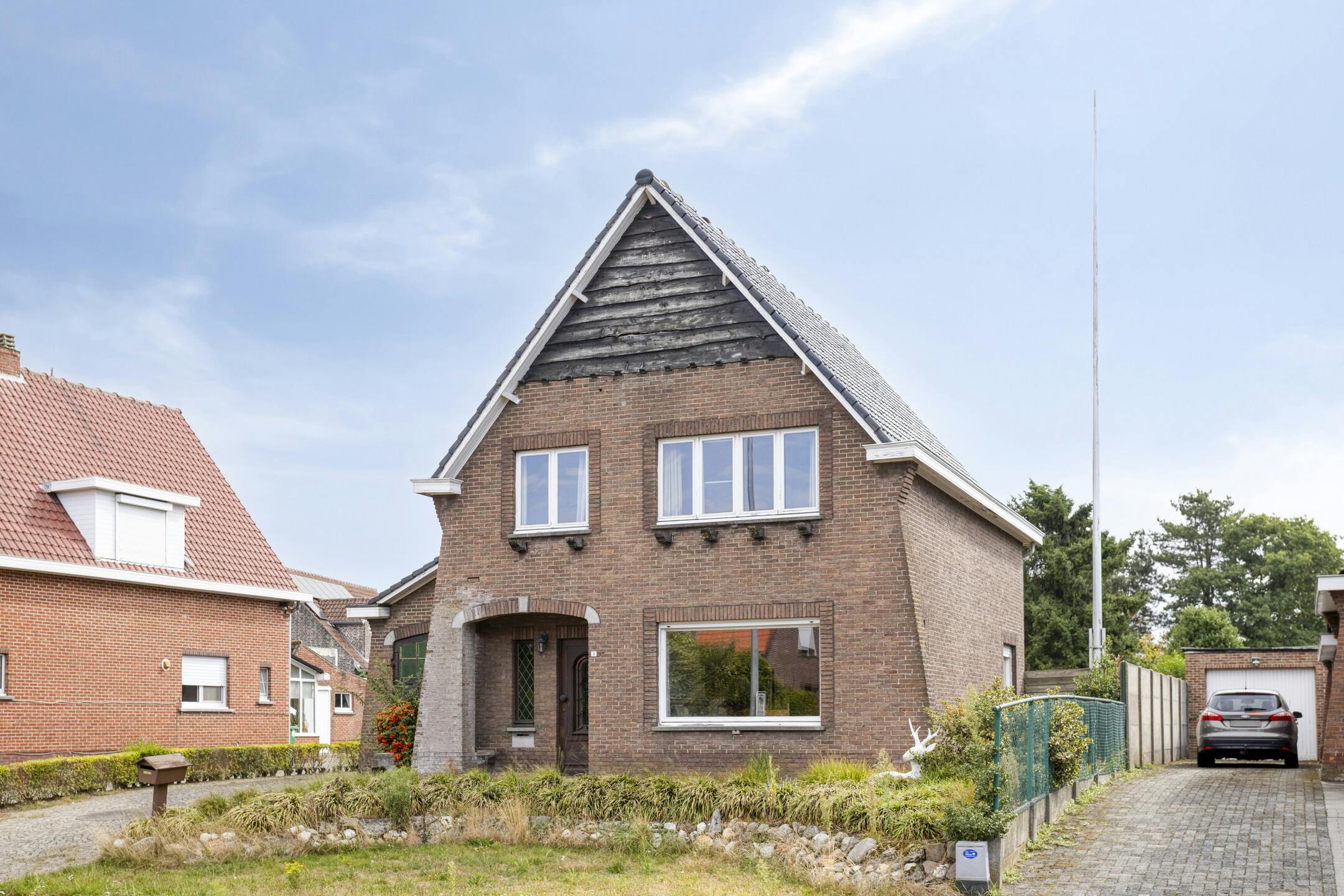Te renoveren woning te koop net buiten het centrum van Retie foto 31