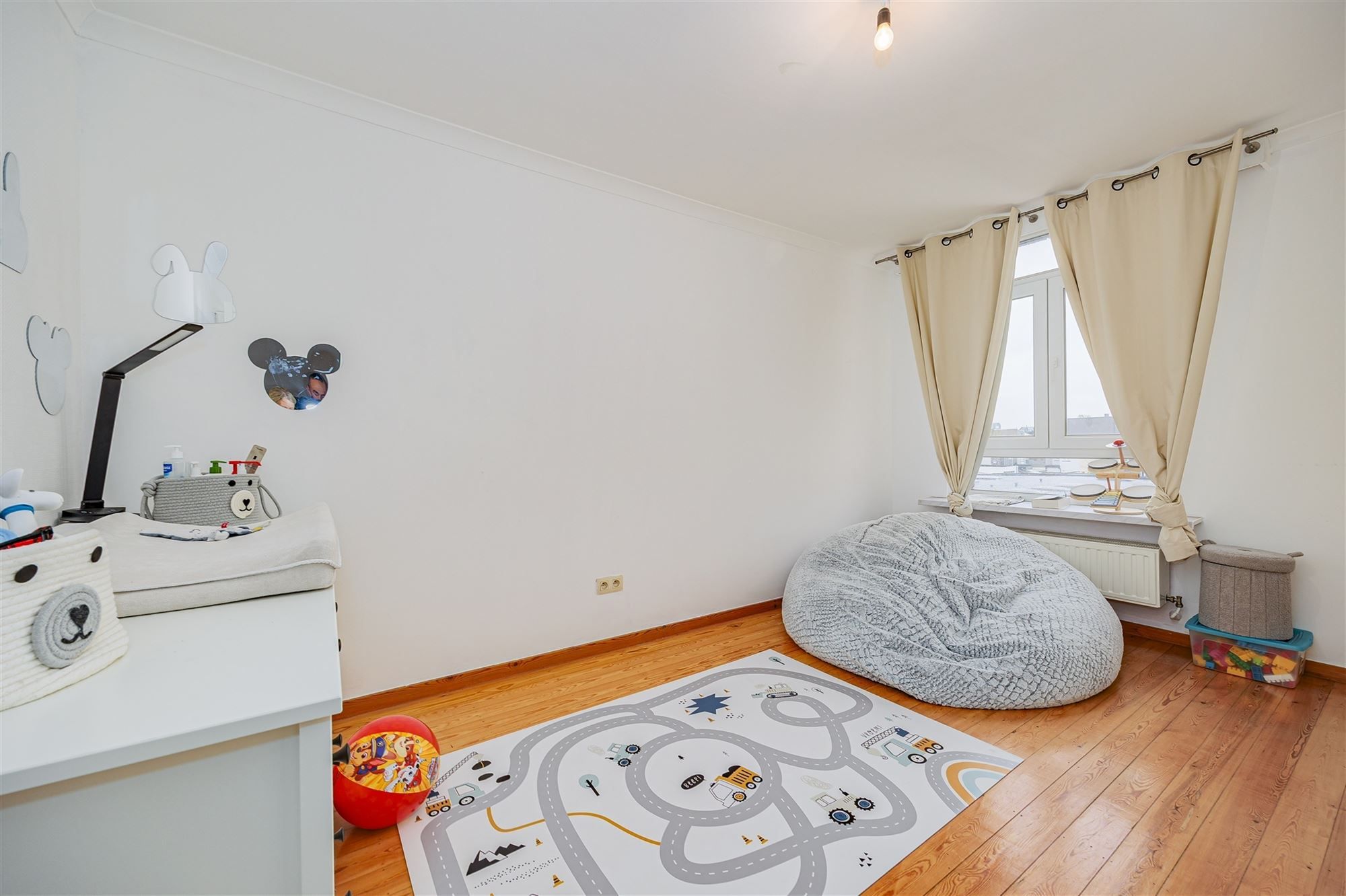 Woning met koer thans ingedeeld in 2 appt foto 8