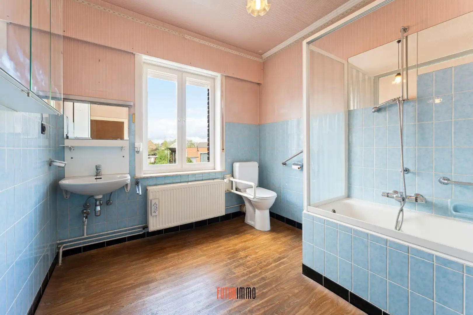 Karaktervolle alleenstaande woning in Rumbeke foto 19