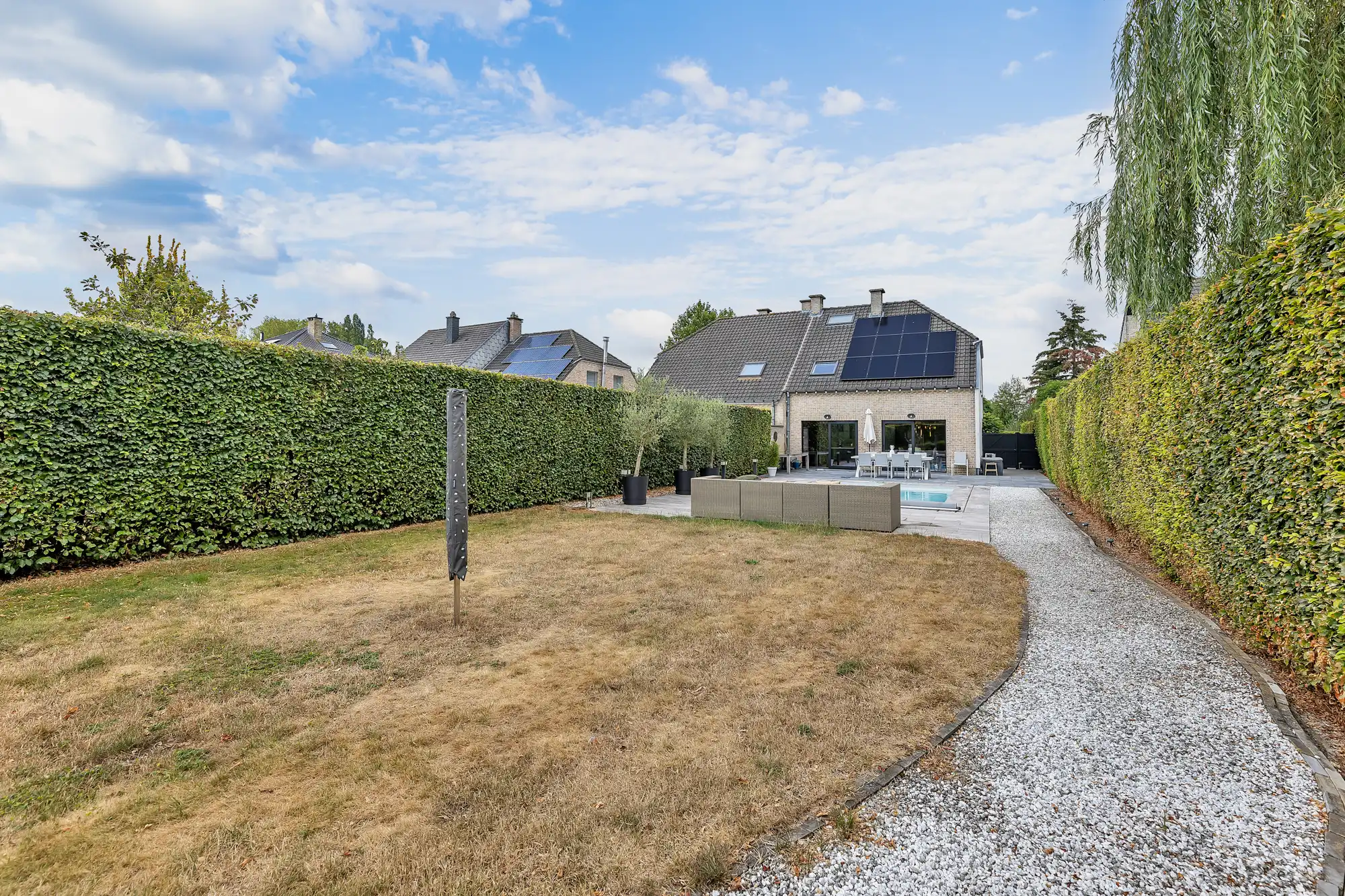 Prachtig, instapklare woning op een rustige locatie foto 30