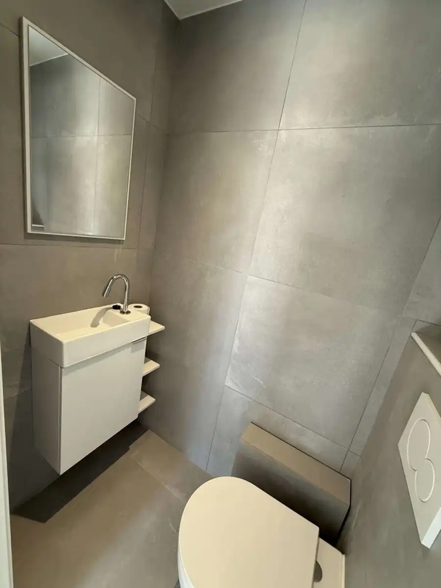 Volledig gerenoveerd appartement met 2 slaapkamers en ruim zonneterras te huur in Heverlee (Leuven) foto 13