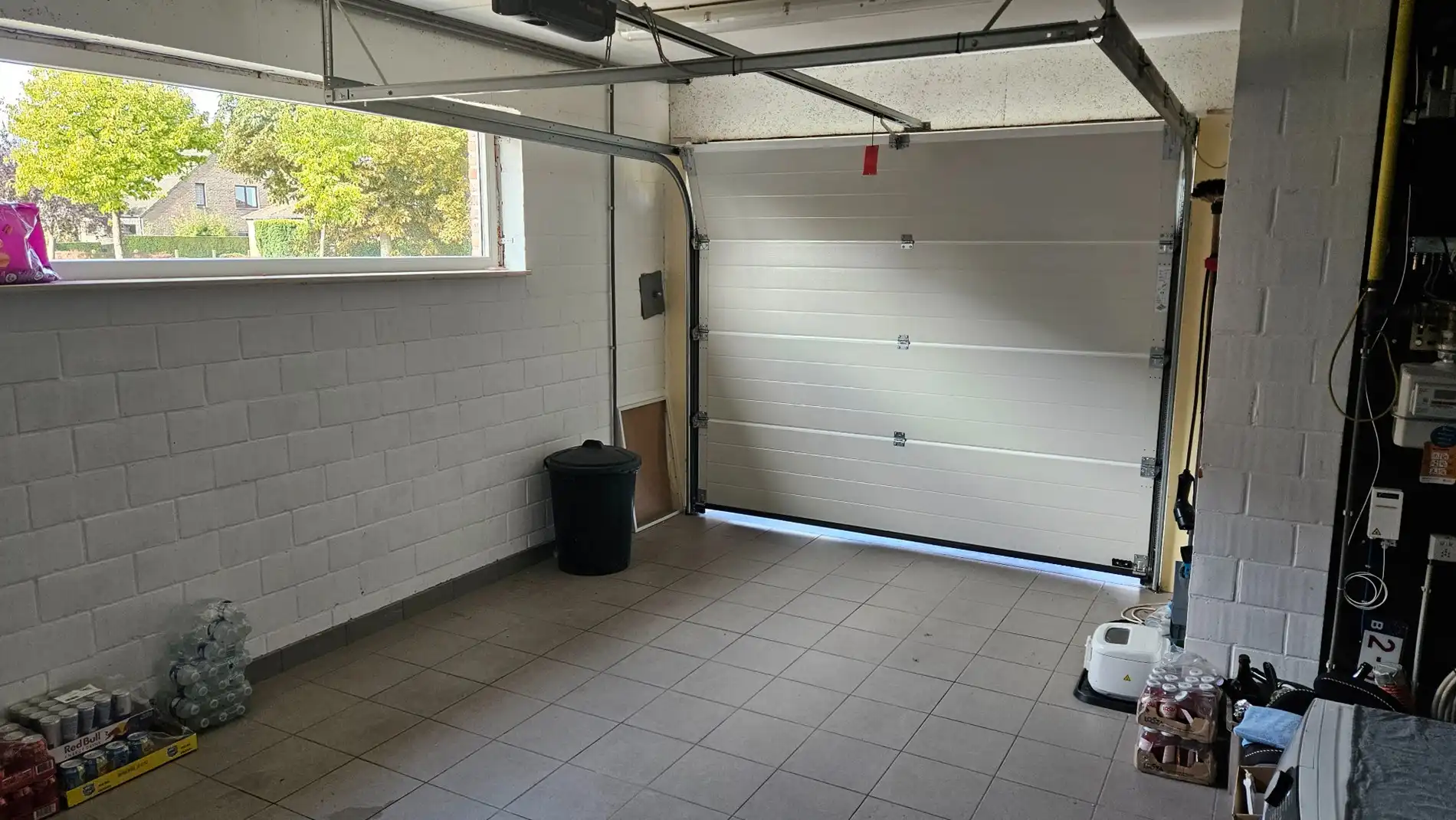 Uiterst ruime woning met 3 slk, 2 garages en tuin foto 23