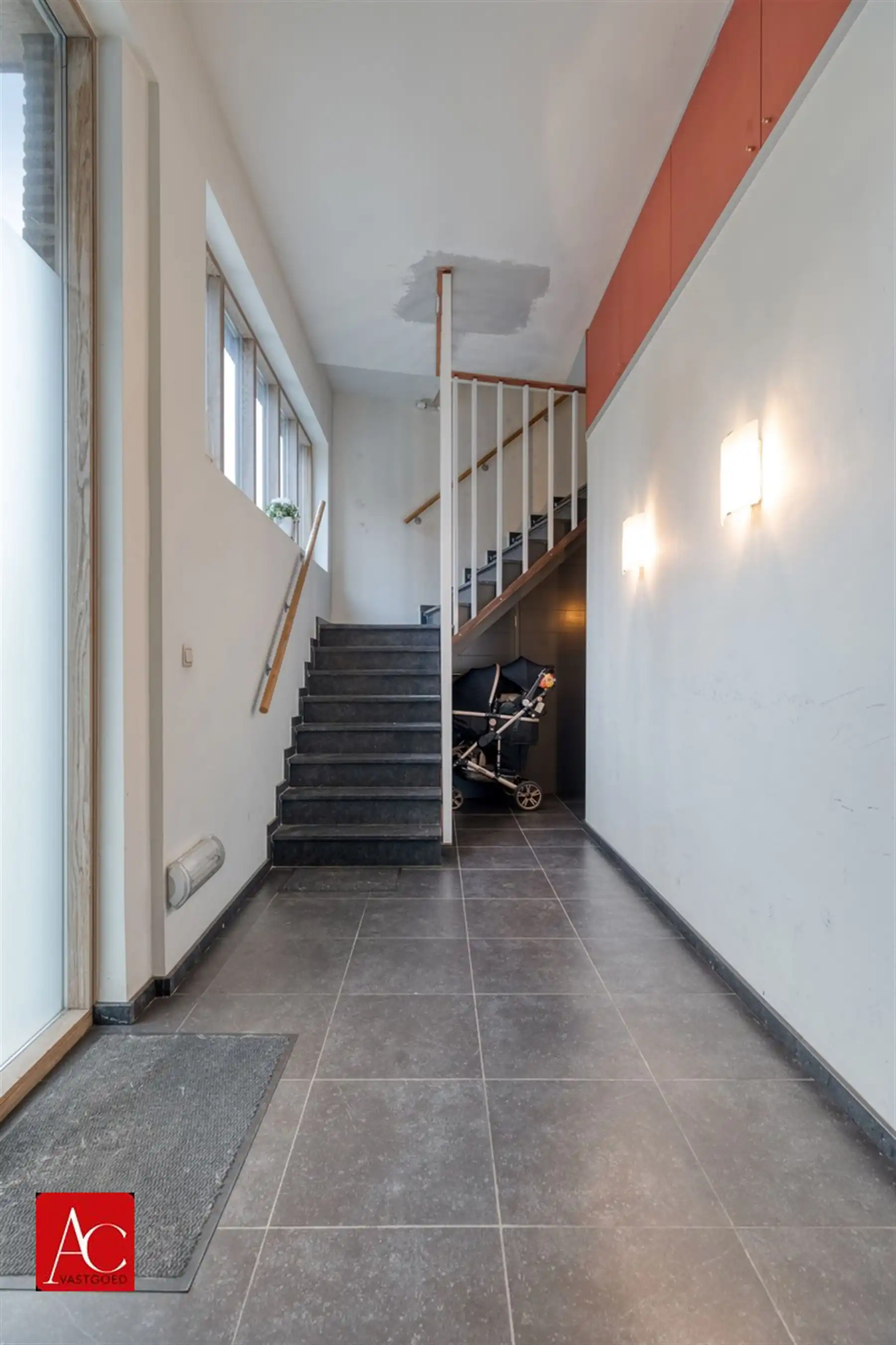 Appartementsgebouw bestaande uit 3 eenheden foto 27