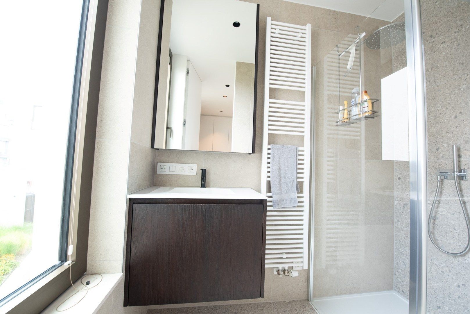 Luxueus appartement nabij de markt van Deinze. foto 15