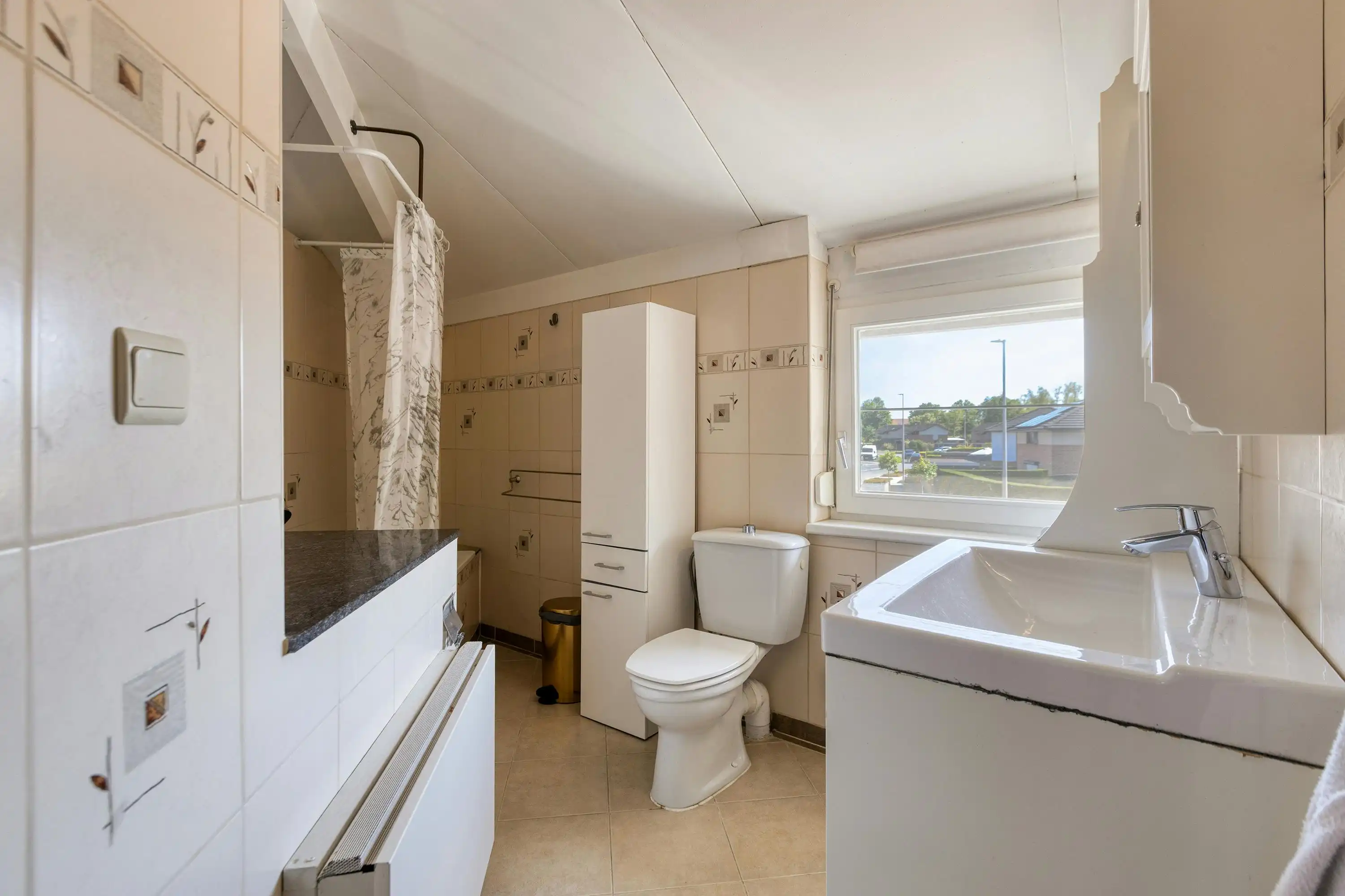 Instapklare woning met 3 slaapkamers en ruime tuin te Alken foto 16