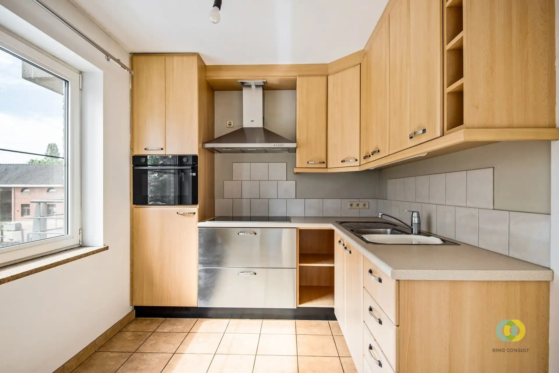 Appartement met twee slaapkamers en binnestaanplaats foto 10
