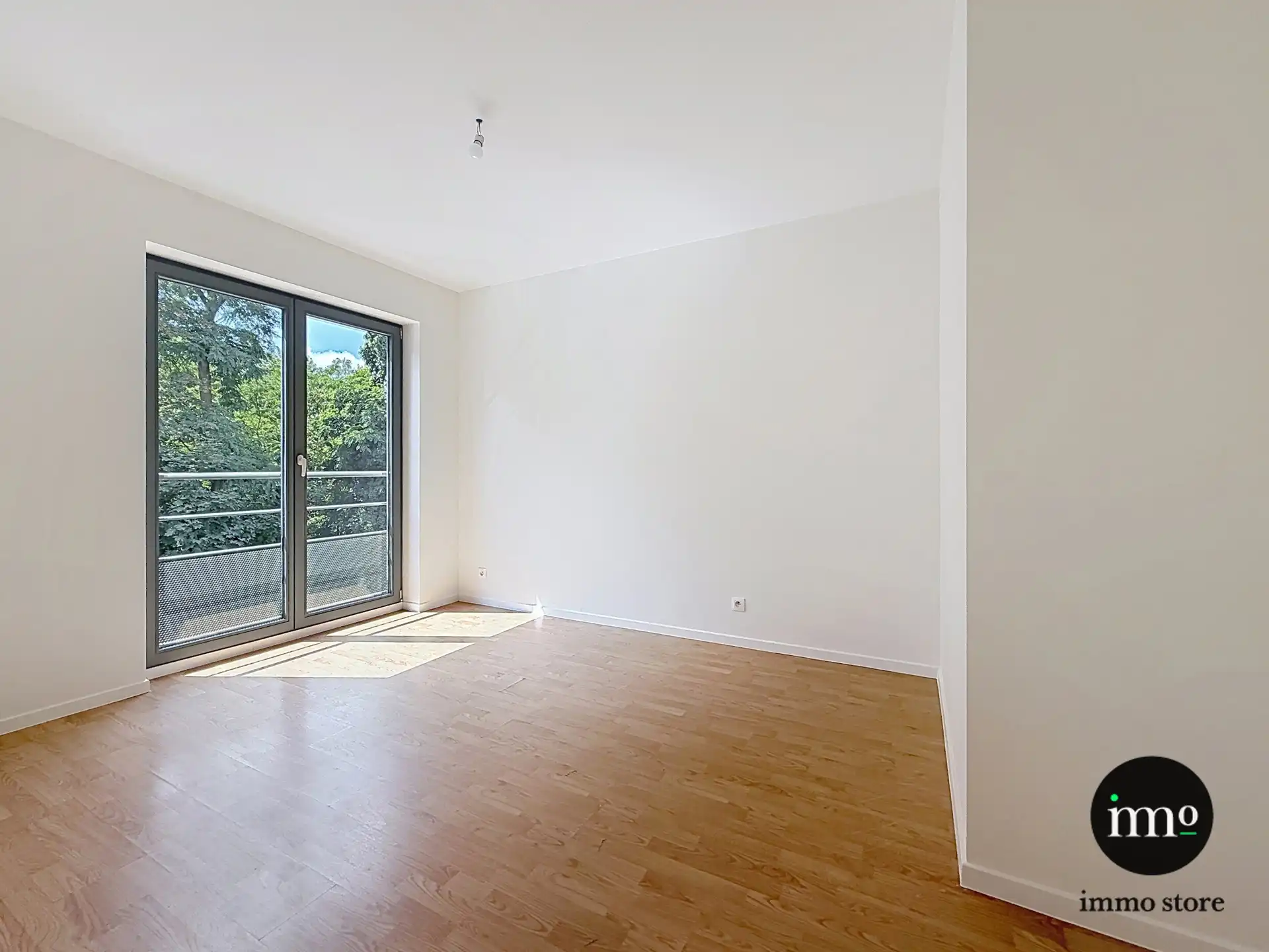 Ruim appartement met 2 terrassen en 4 slaapkamers in Ukkel! foto 11