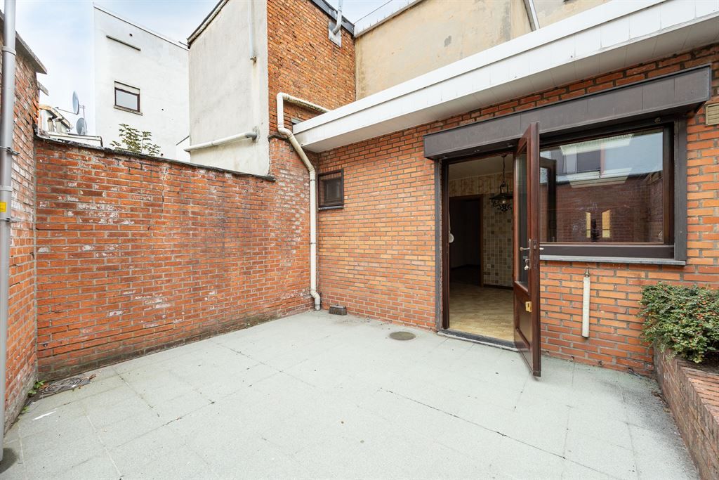 Ruime stadswoning met gezellige stadskoer foto 7