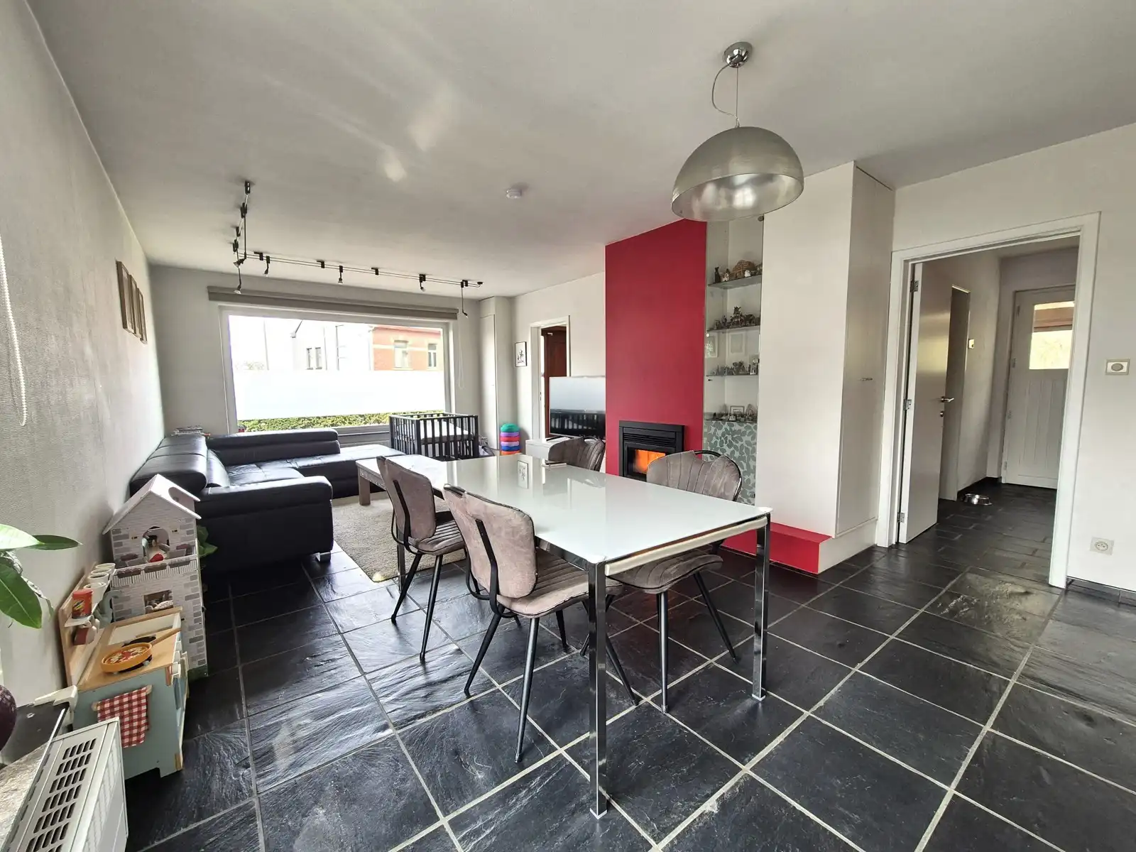 Instapklare open bebouwing (recent nieuw dak + CV-ketel) foto 9