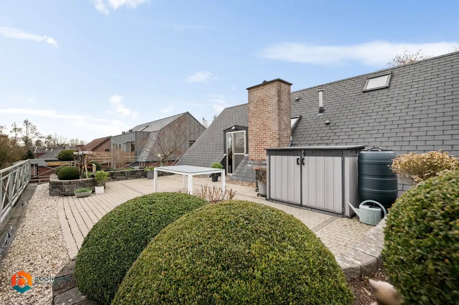 Dakappartement met prachtig, ruim terras foto 9