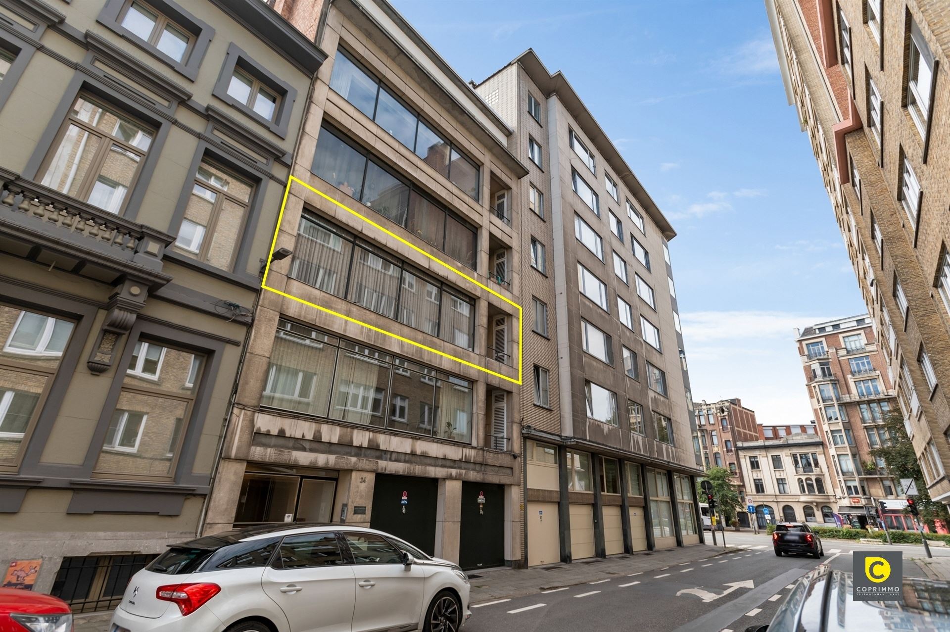 Te renoveren 3 slpk app in Oud Berchem! foto 11