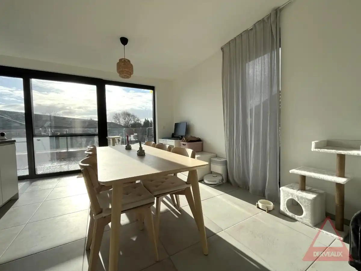 Moorslede – Lichtrijk nieuwbouwappartement met terras en autostaanplaats foto 4