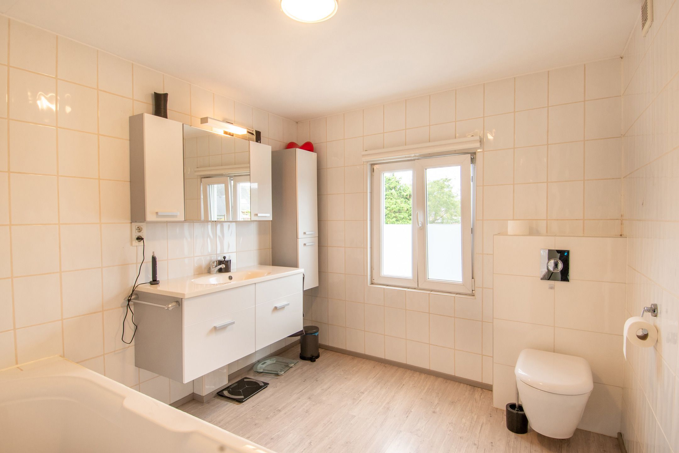 Gerenoveerde woning  gelegen in het charmante Blaasveld! foto 11