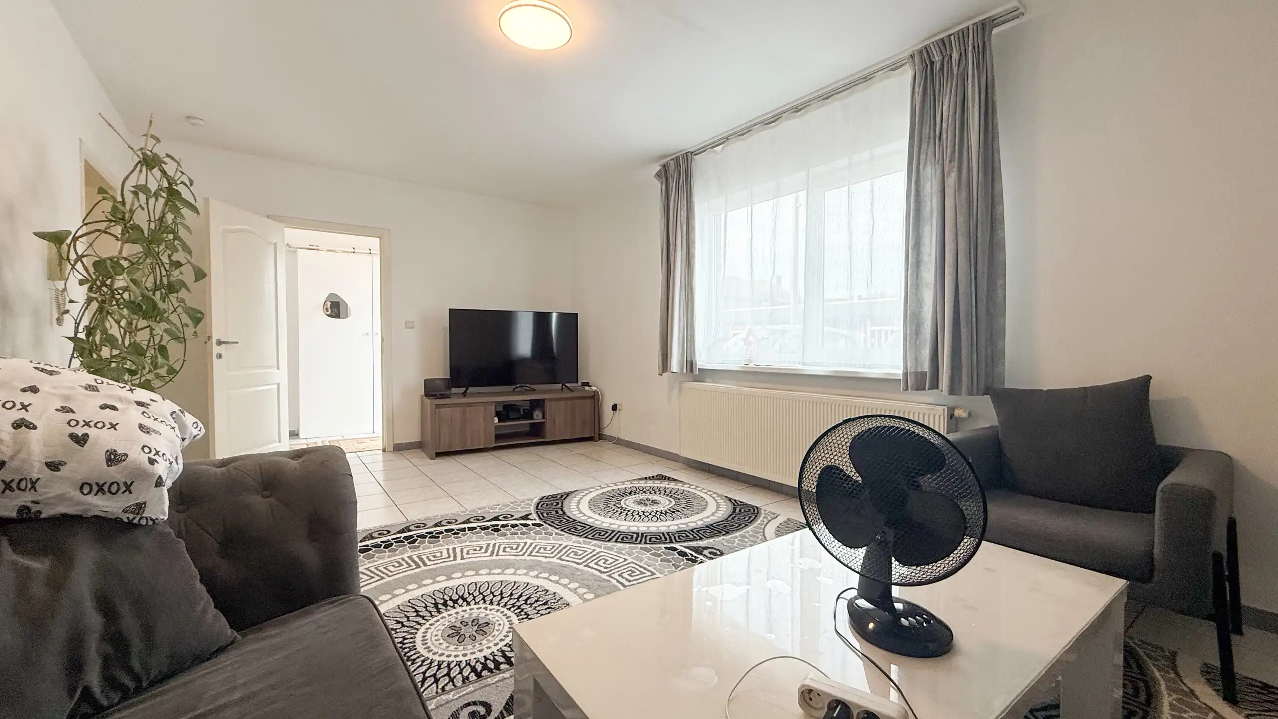 Gelijkvloers appartement met 2 slpk en privé buitenruimte! foto 4