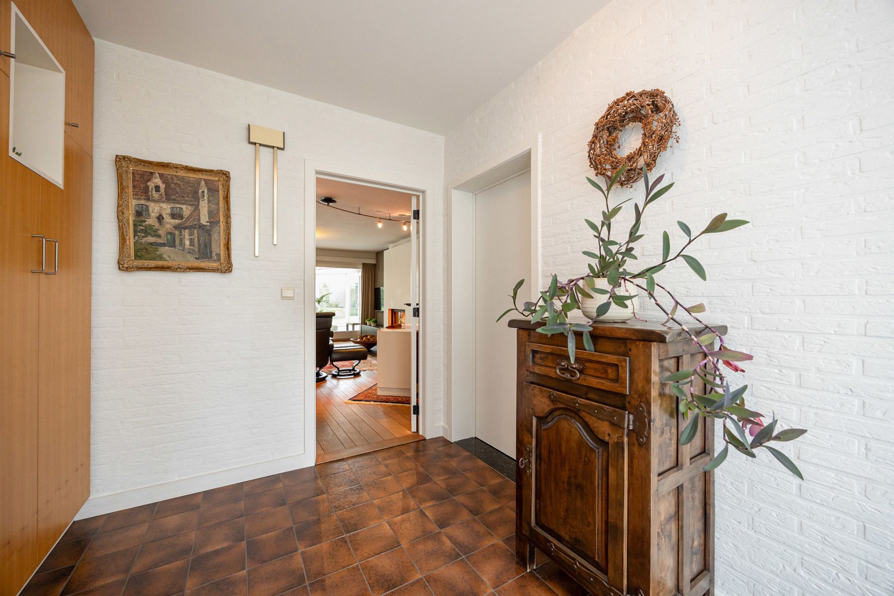 Een laagbouwwoning met 3 slaapkamers op een perceel van 880m². foto 25