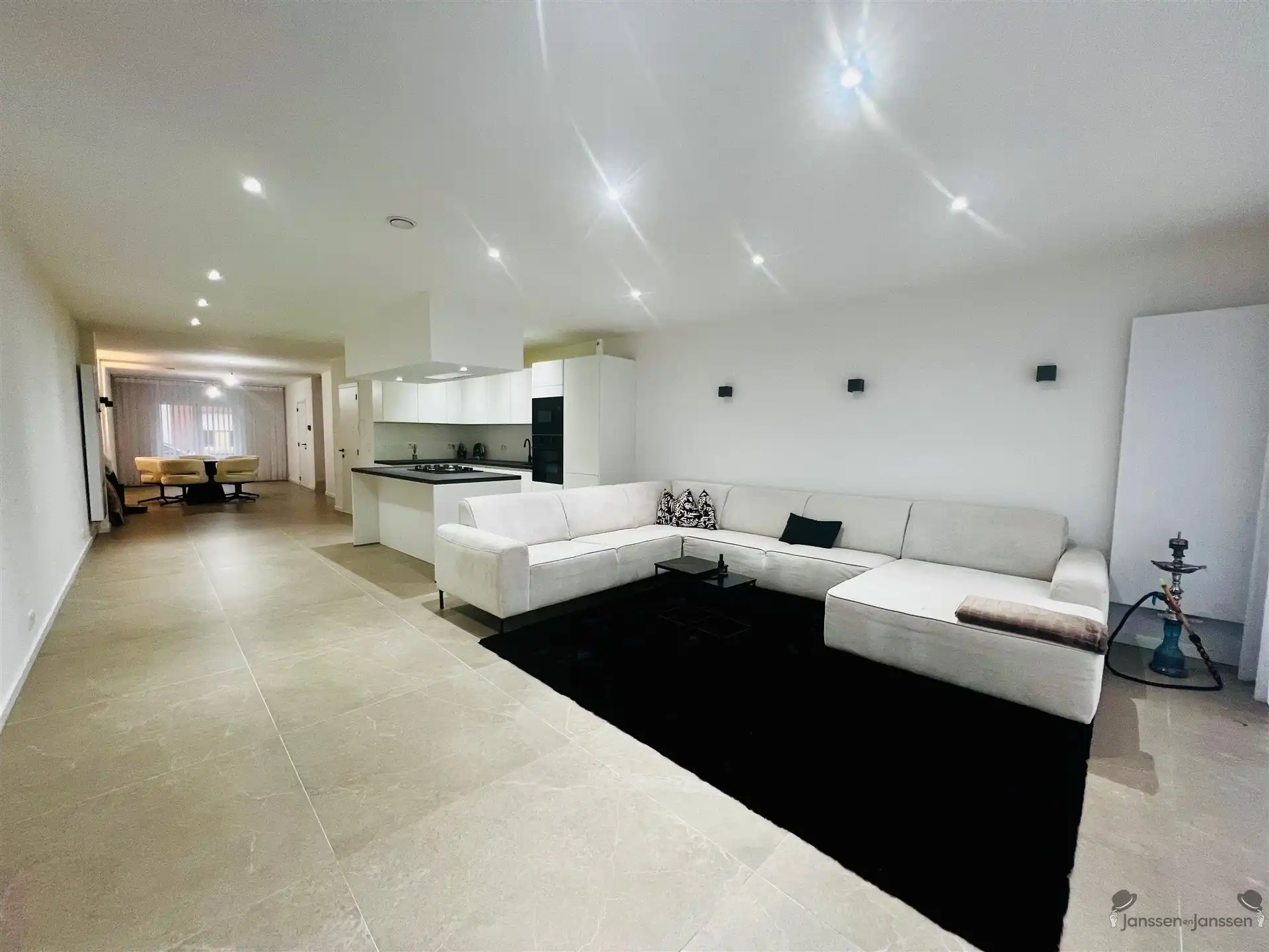 Gerenoveerde energiezuinige rijwoning foto 2