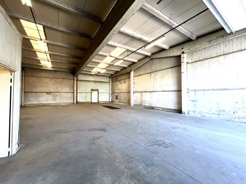 Te huur: Loods - 270 m² - opslag foto 9