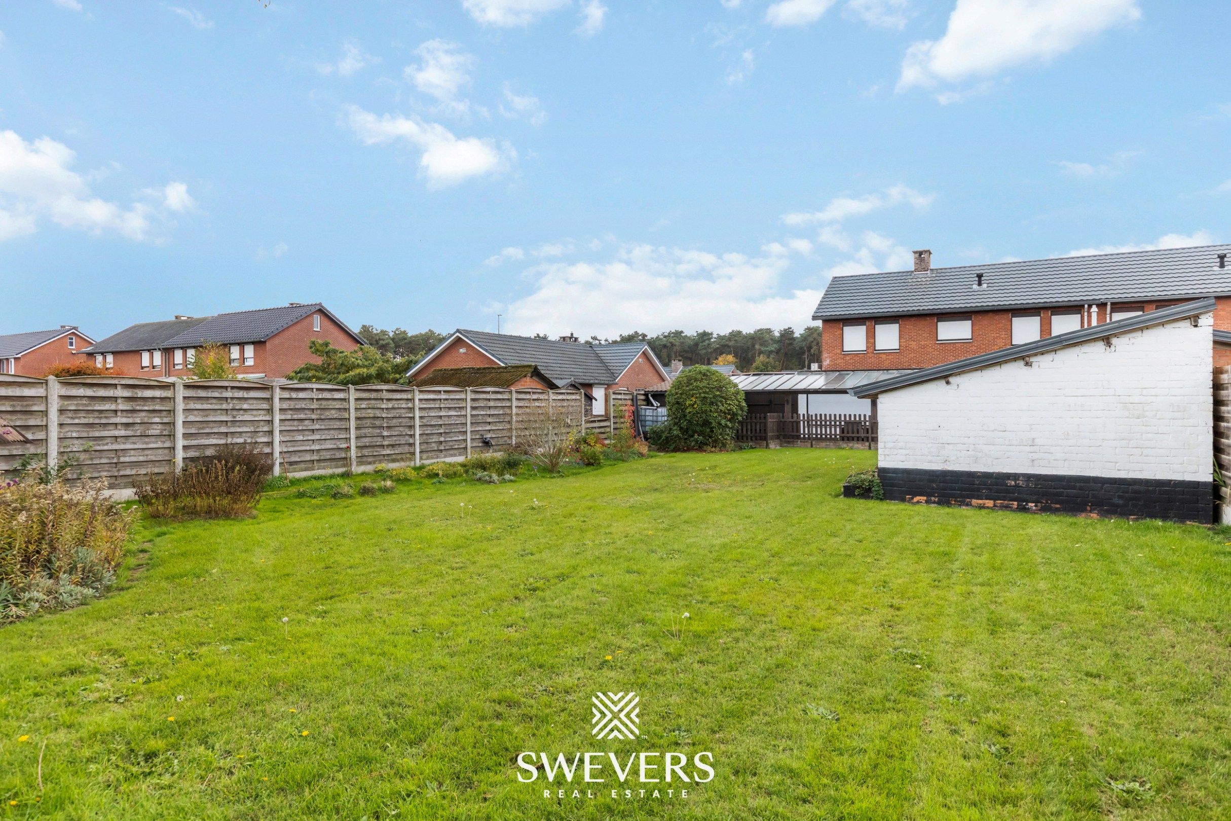 Woning met 4 slaapkamers op ruim perceel van 7a 06ca foto 24