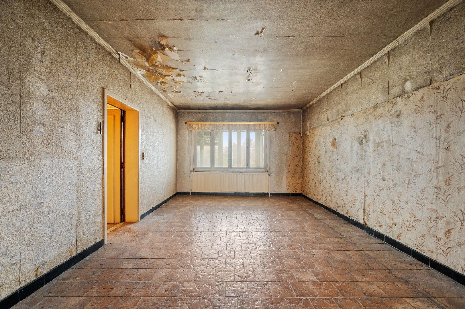 Unieke renovatiekans met naastgelegen (bouw)grond in Goetsenhoven (Tienen) foto 8