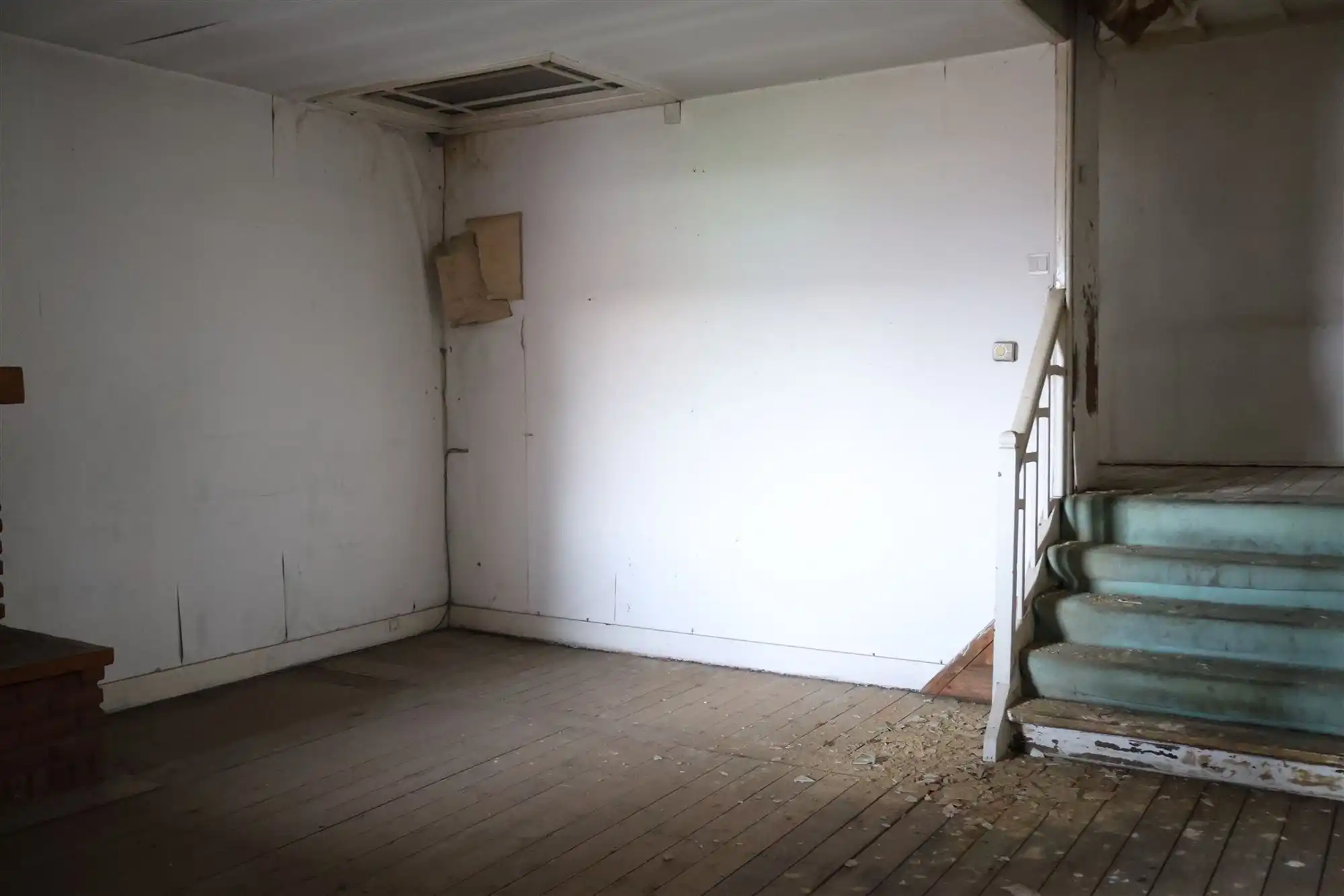 Opbrengsteigendom - handelshuis met te renoveren duplex + tuin + atelier foto 8