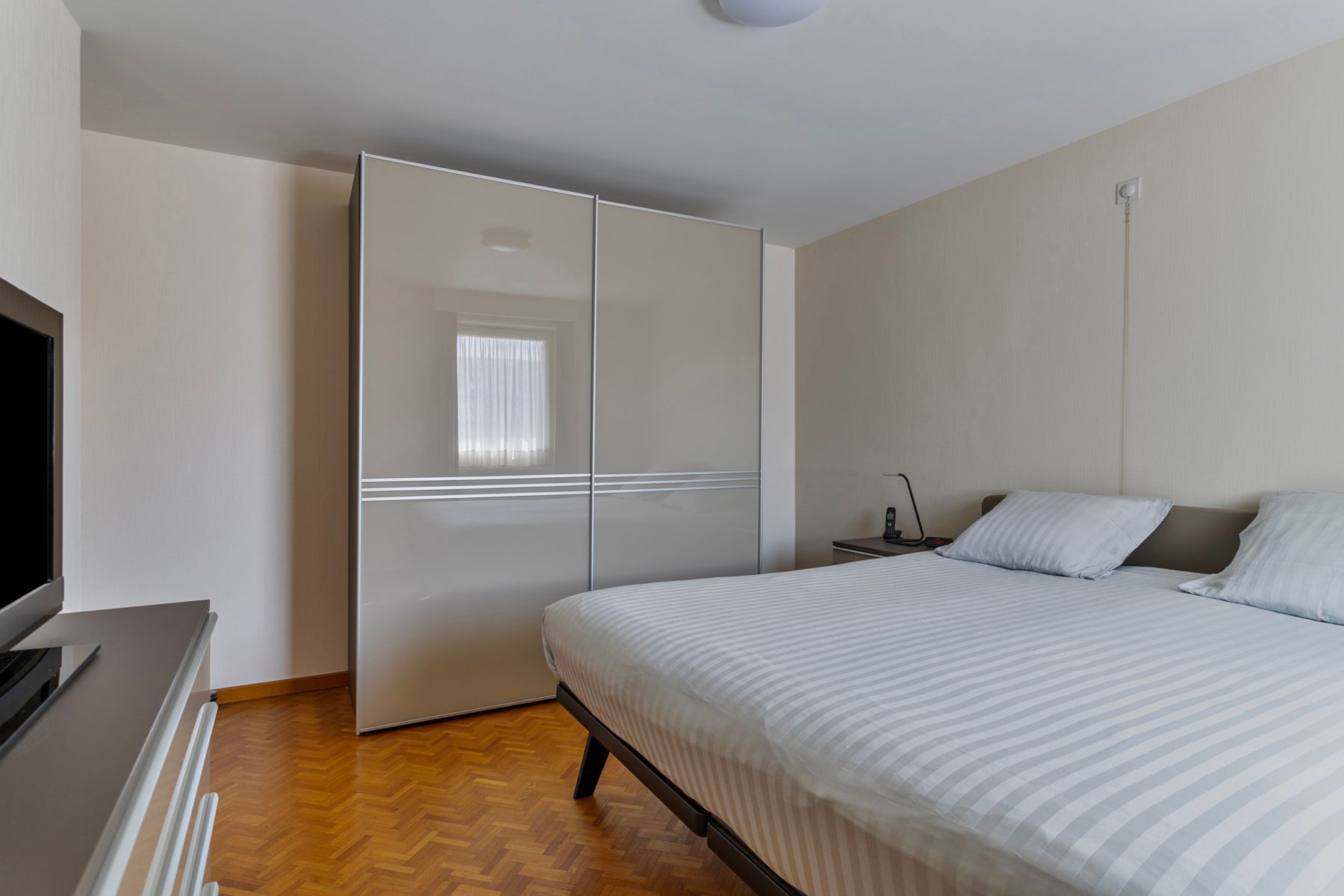 Gezellige instapklare woning met garage ! foto 7