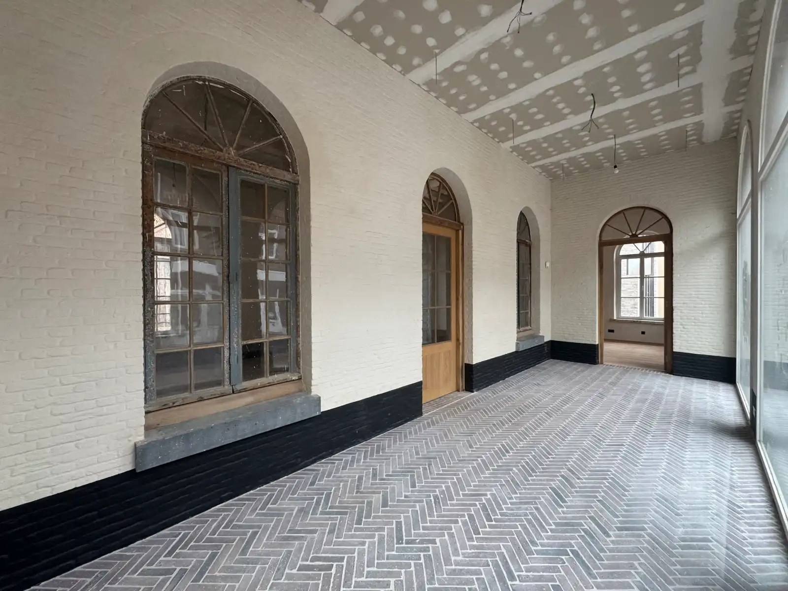 Karaktervol kantoor te huur in hartje Diest foto 11