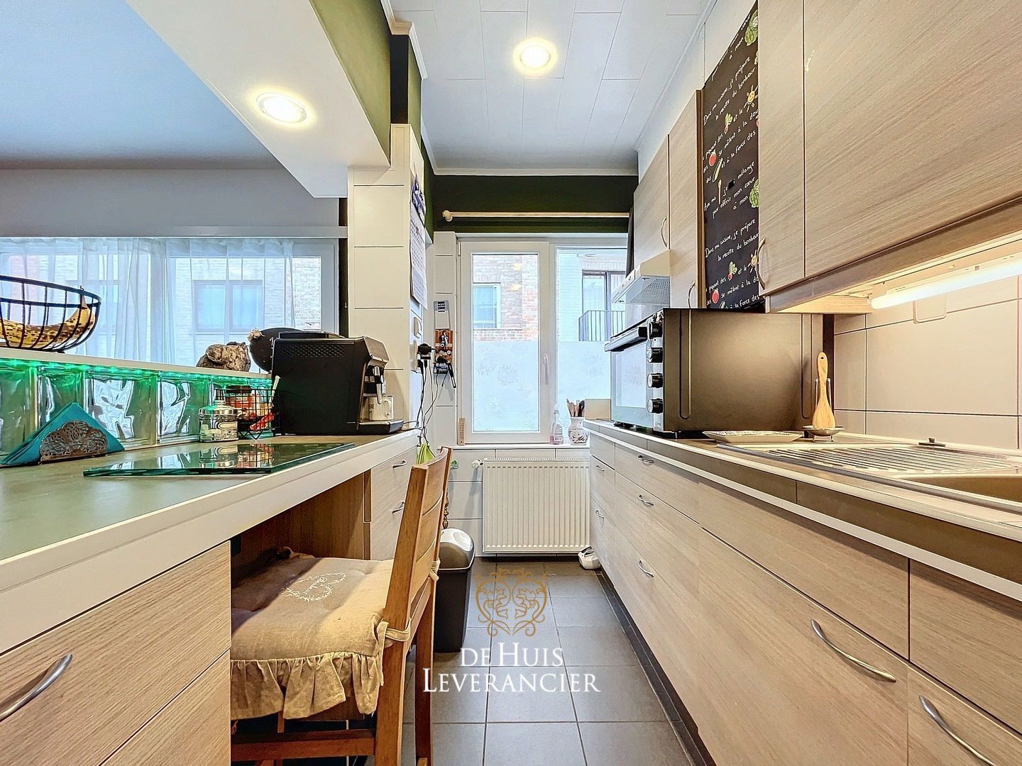 Uniek gelegen instapklaar appartement met 2 slpks en groot zonneterras te koop in Koksijde foto 9