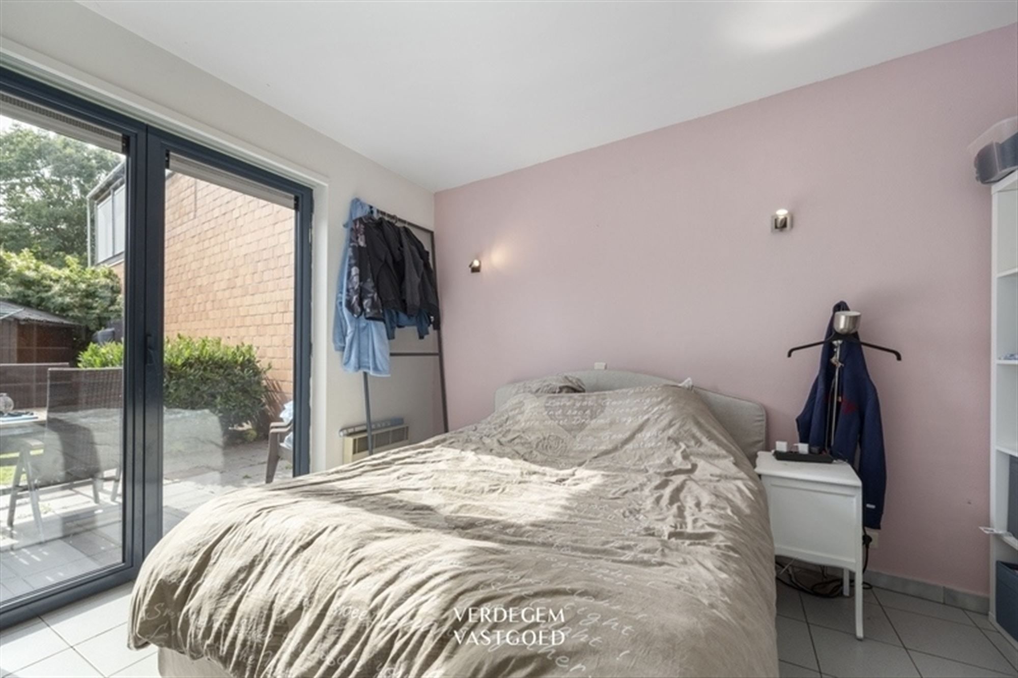 Gelijkvloers appartement met 2 slaapkamers en zonnige tuin foto 9