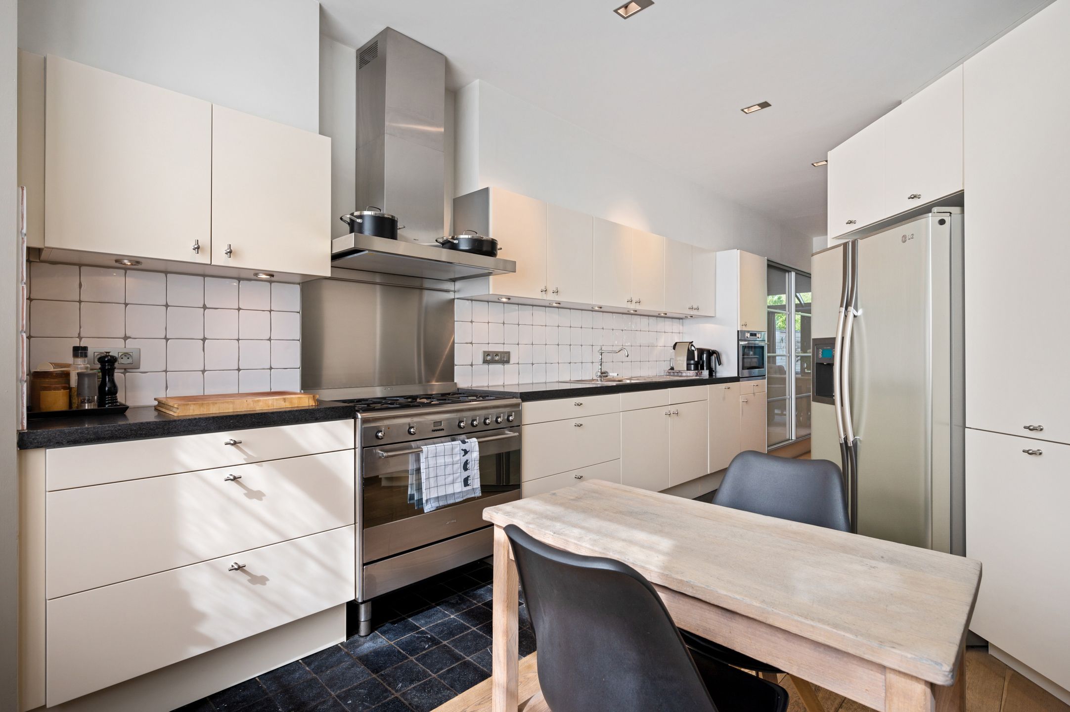 Fijne woning met verzorgde tuin  foto 9