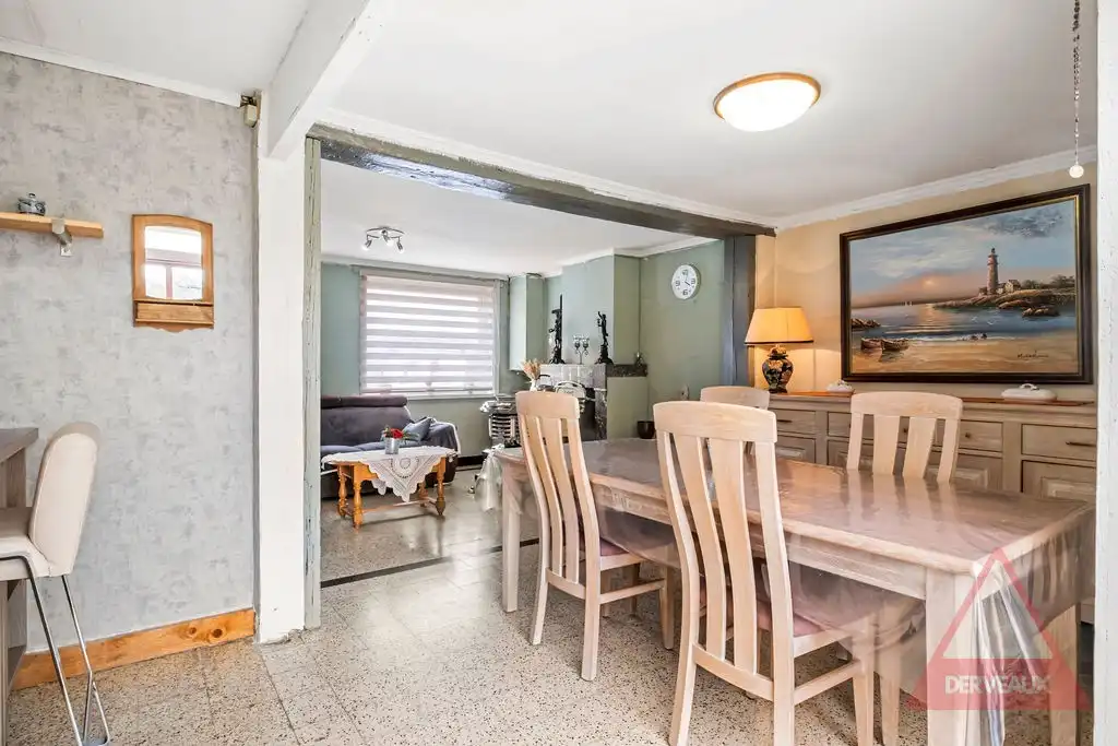 Beselare – Woning met 2 slaapkamers, garage en carport in het centrum foto 7