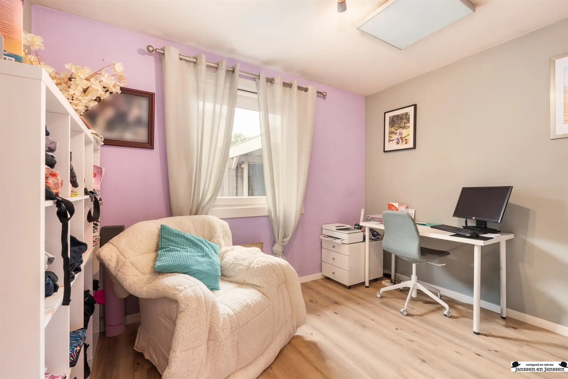 Unieke laagbouwwoning met 4 slaapkamers foto 14