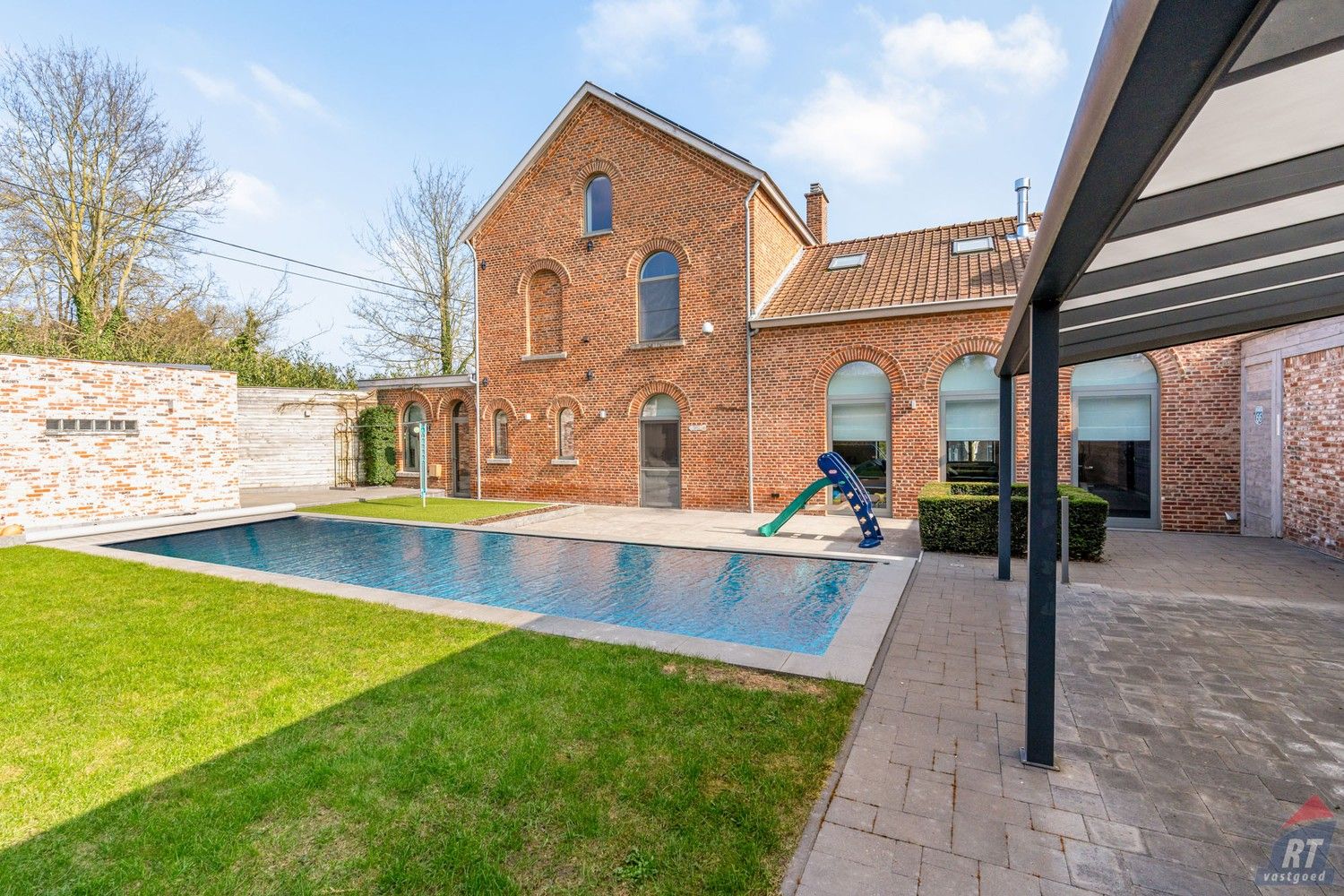 Exclusieve woning met zwembad in het landelijke Kerkom-bij-Sint-Truiden foto 23