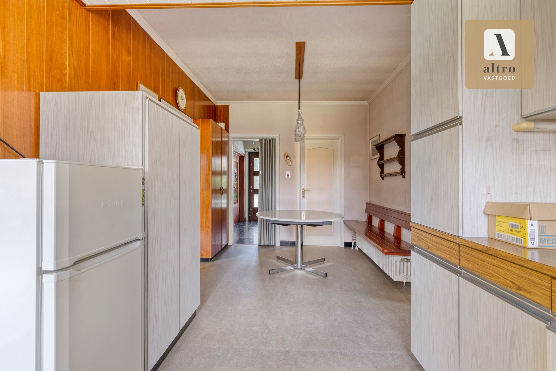 Te renoveren woning met veel potentieel in Aalter foto 11