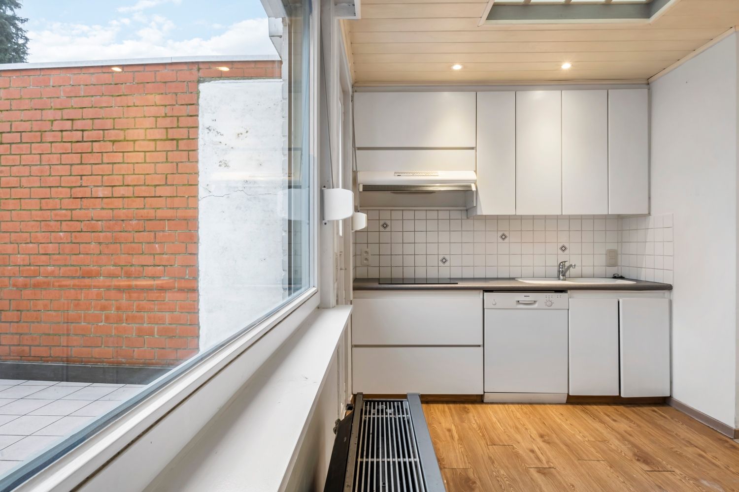 Renovatieproject: 3 slaapkamer gezinswoning met tuin in het centrum van Eeklo foto 10