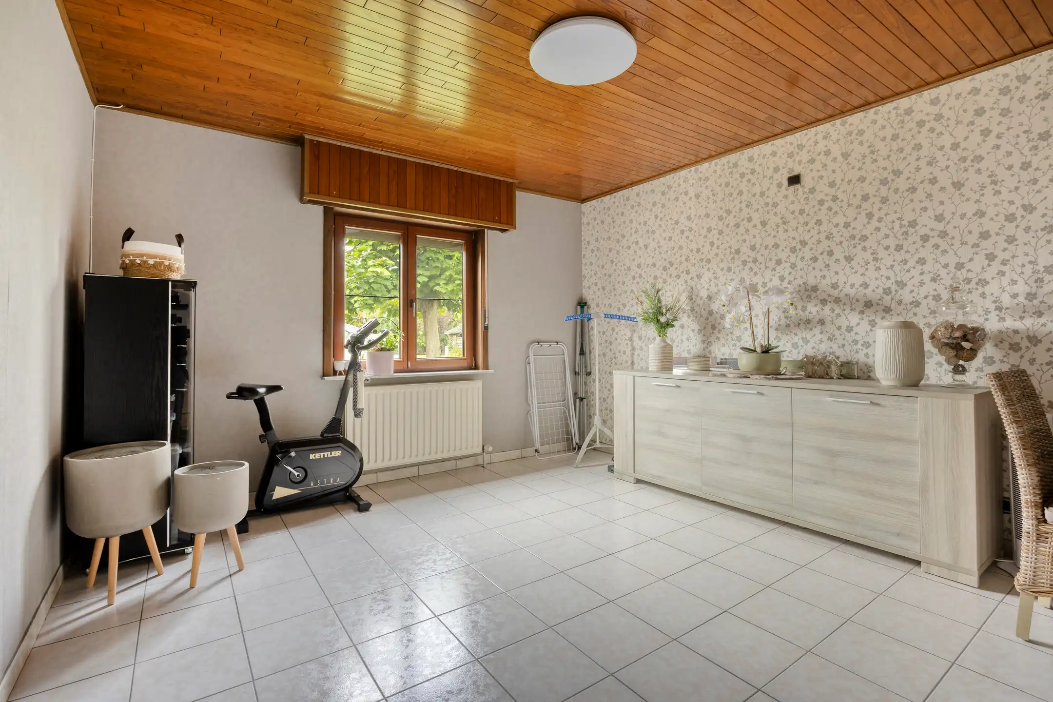 Instapklare vrijstaande woning op ruim perceel foto 8