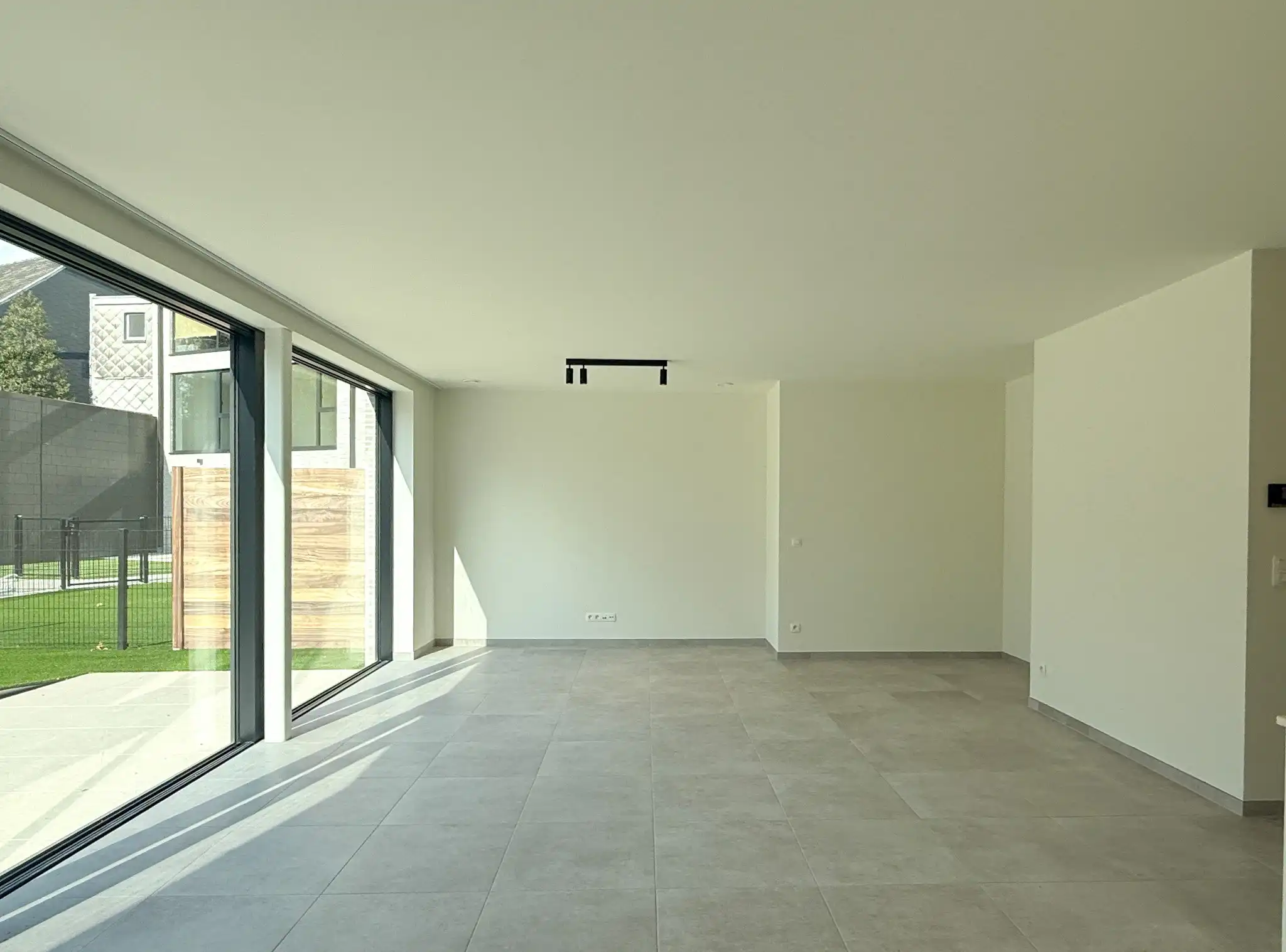 Gelijkvloers nieuwbouwappartement met tuin en twee slaapkamers foto 2