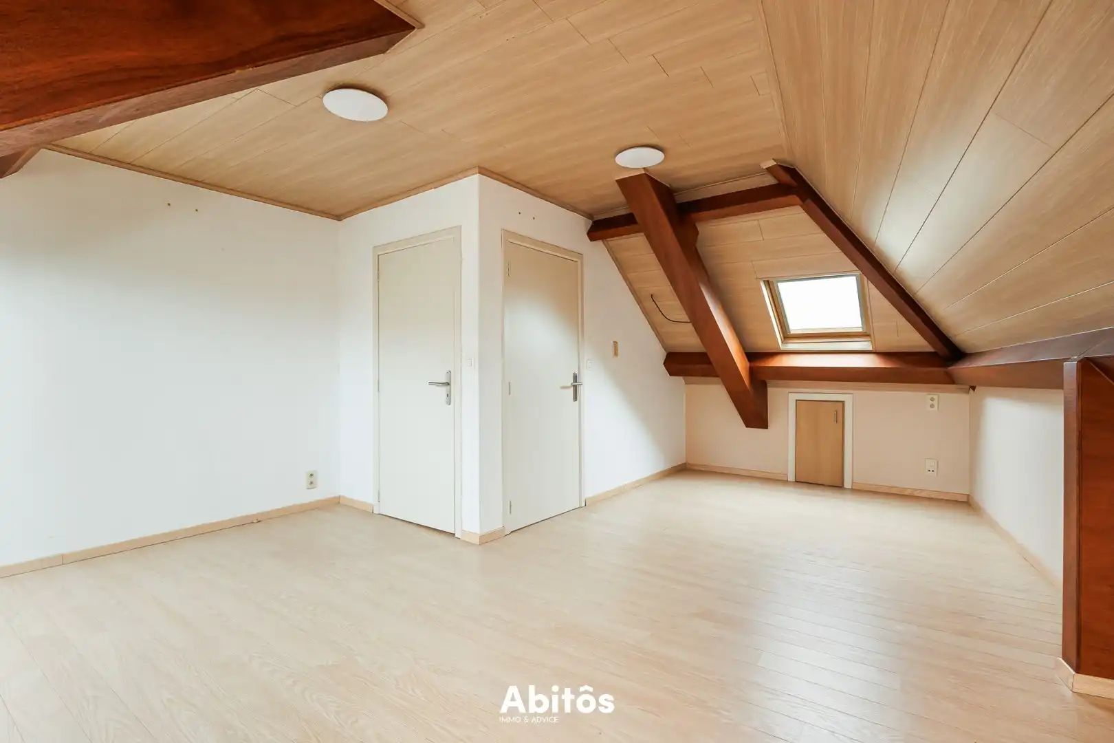 Uniek triplex-appartement met 3 slaapkamers en prachtig uitzicht in hartje Gent foto 16
