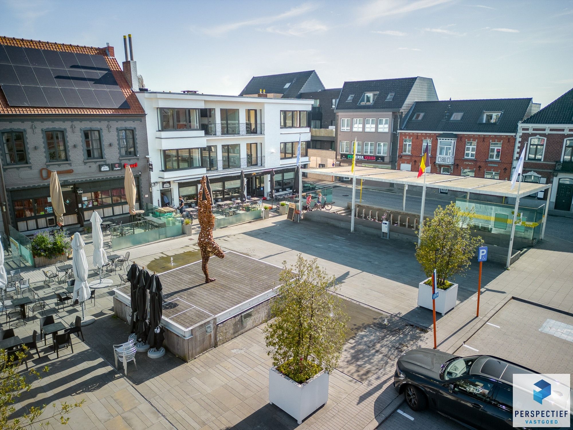 BEZOEKMOMENT ZATERDAG 12/10 VAN 9U TOT 11U -  Hoogwaardig afgewerkt appartement met 2 slaapkamers aan de markt van Oedelem. foto 18