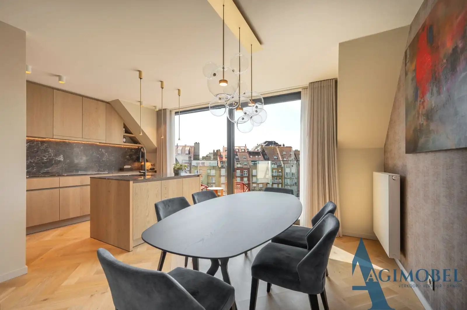 Exclusieve duplex penthouse met  ware vijfsterrenbeleving op een boogscheut van de Zeedijk. foto 9
