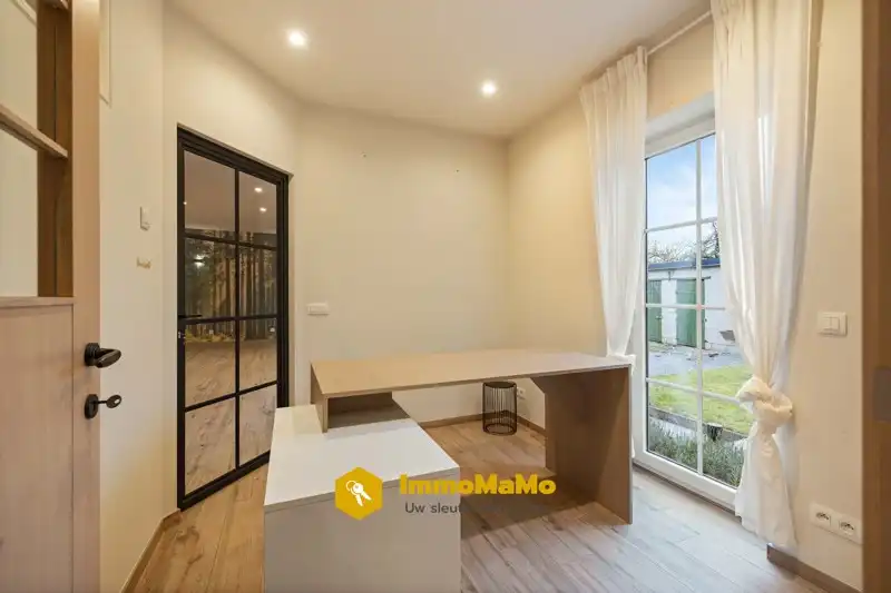 Polyvalente kantoor- of praktijkruimte te huur in Beervelde foto 6