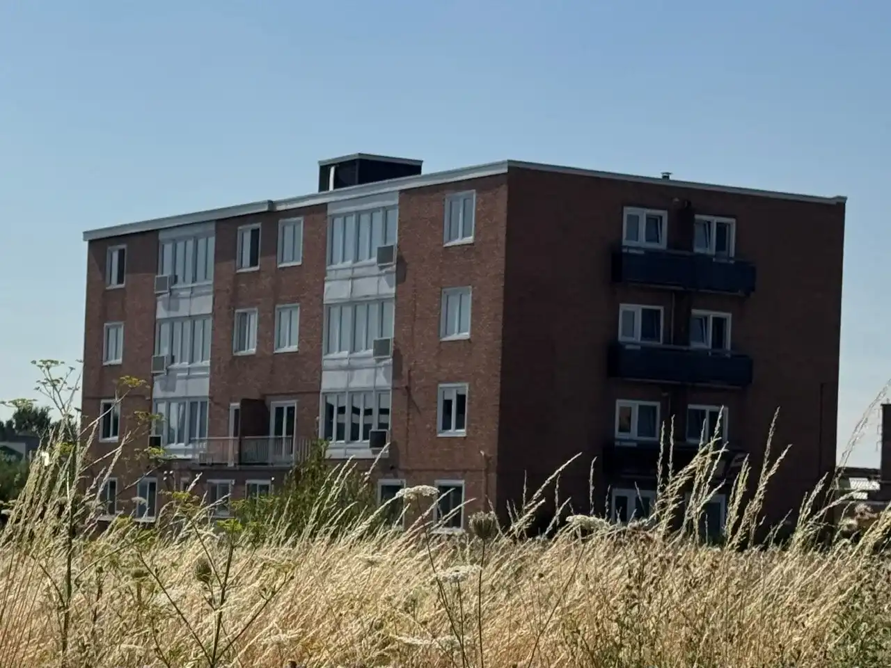 2 slaapkamer appartement te huur in Izegem met garagebox foto {{pictureIndex}}