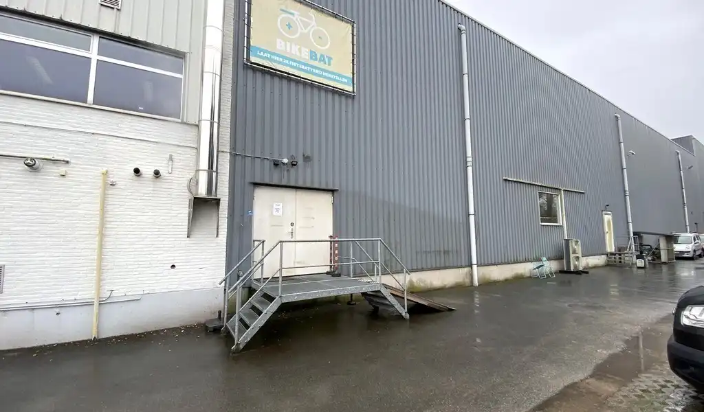 Magazijn met kantoor te huur op logistieke site te Bornem foto 21