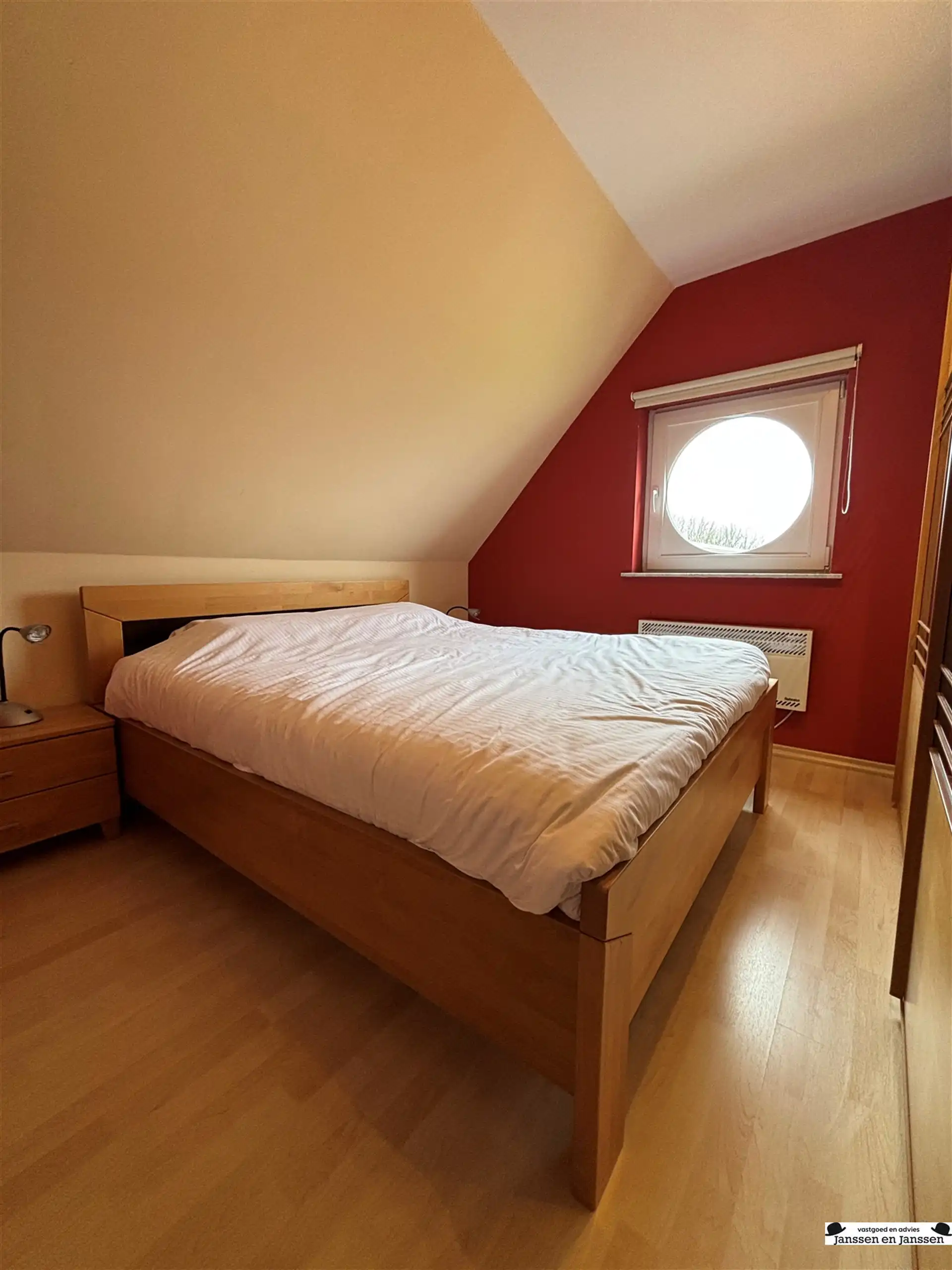 Duplex appartement met ondergrondse parking nabij het strand foto 10