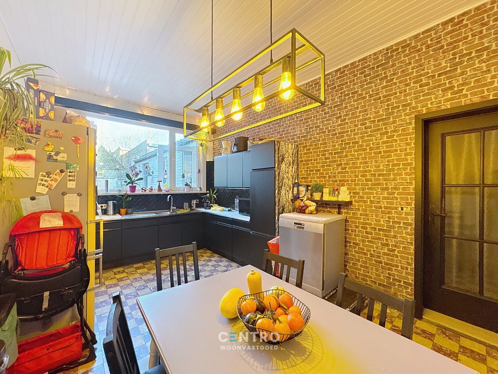 Gezellige woning met 4 RUIME slpks en tuin te Uitkerke! foto 7