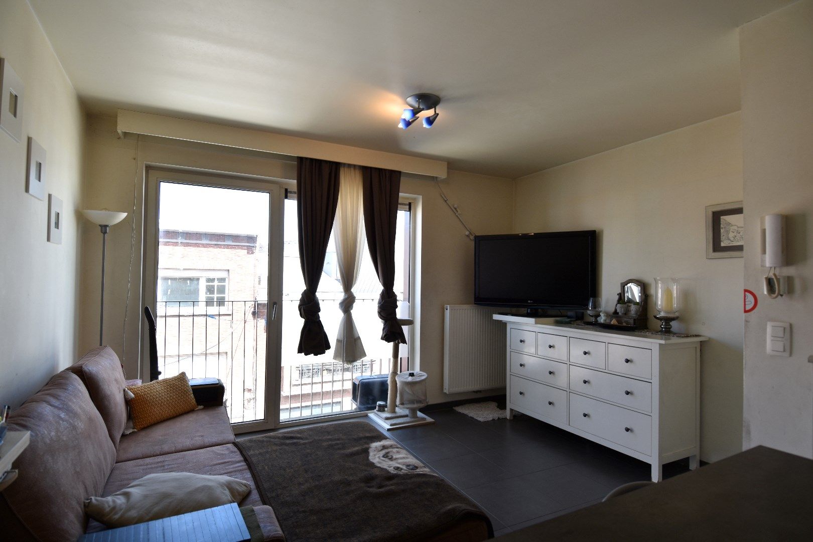 Instapklaar 1-slaapkamerappartement op toplocatie nabij het centrum van Kortrijk foto 5