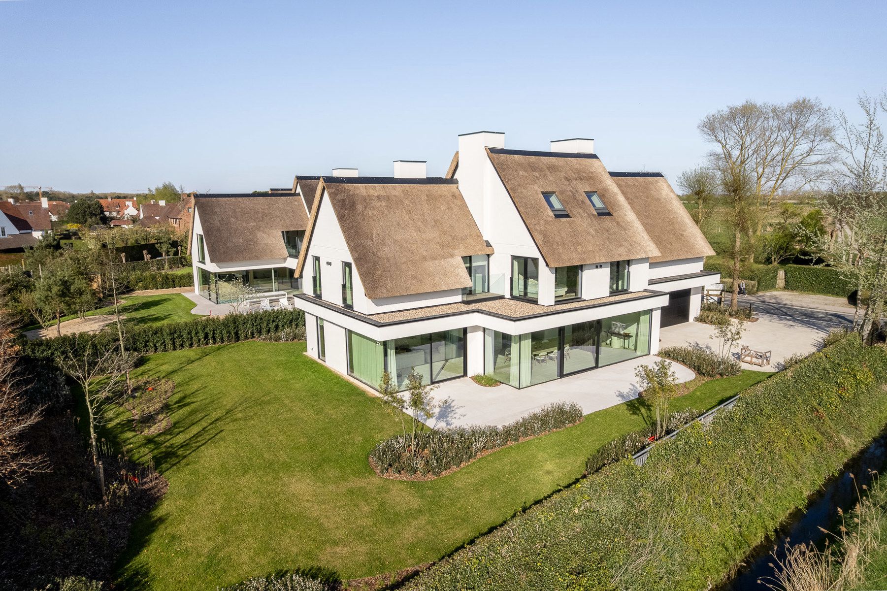 Exclusieve nieuwbouwvilla - Rand Zoute foto {{pictureIndex}}
