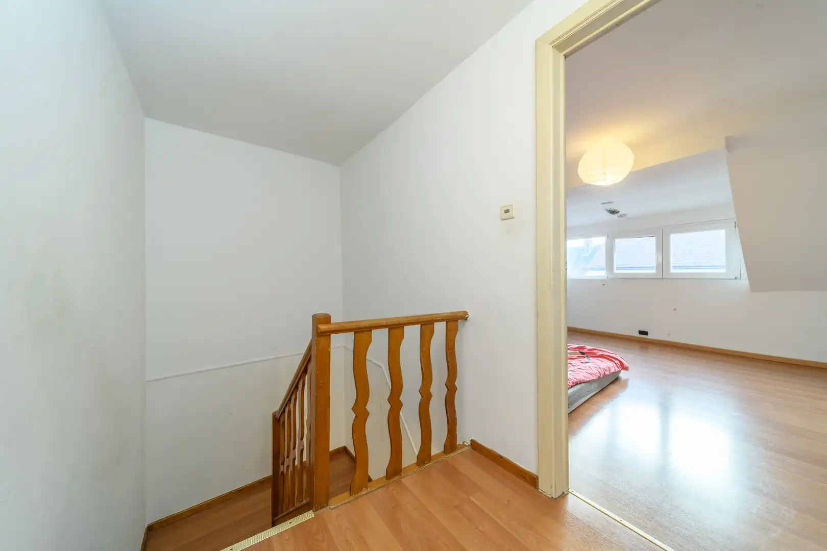 Gezellige rijwoning centrum Nieuwerkerken foto 10