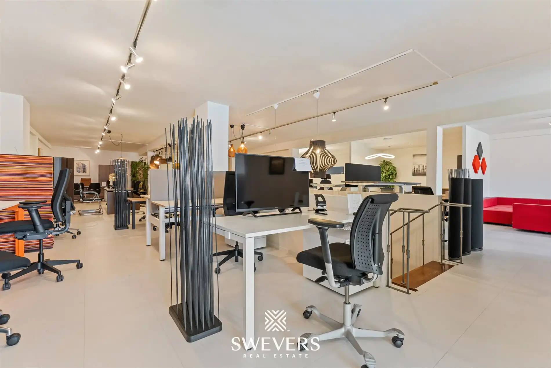 Commercieel pand van 1.100 m² met zichtbaarheid op strategische locatie foto 34