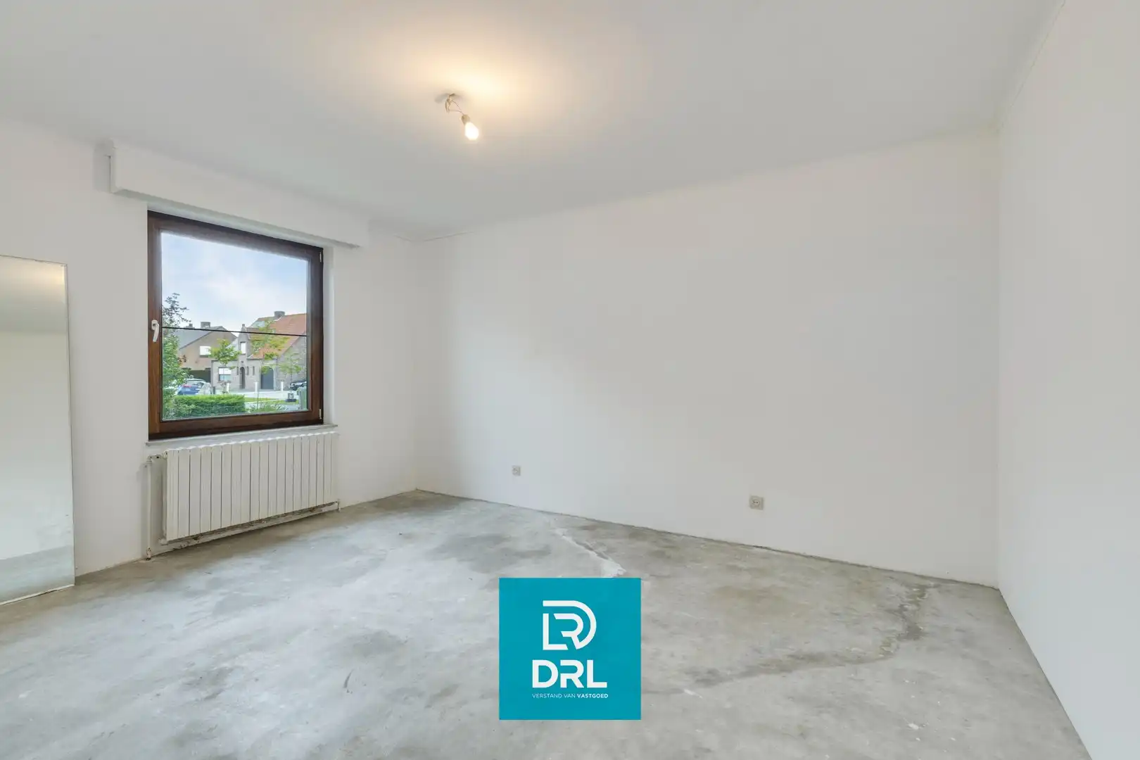 RENOVATIEVILLA met UITZONDERLIJK POTENTIEEL te ZUIENKERKE foto 12